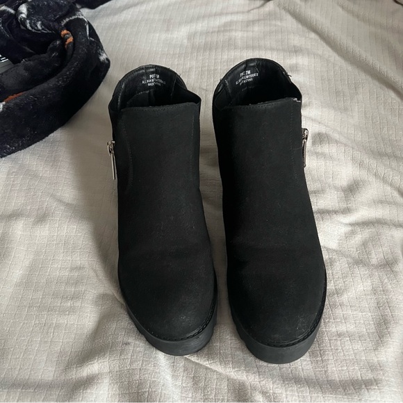 Pike Boots - Picture 5 of 6